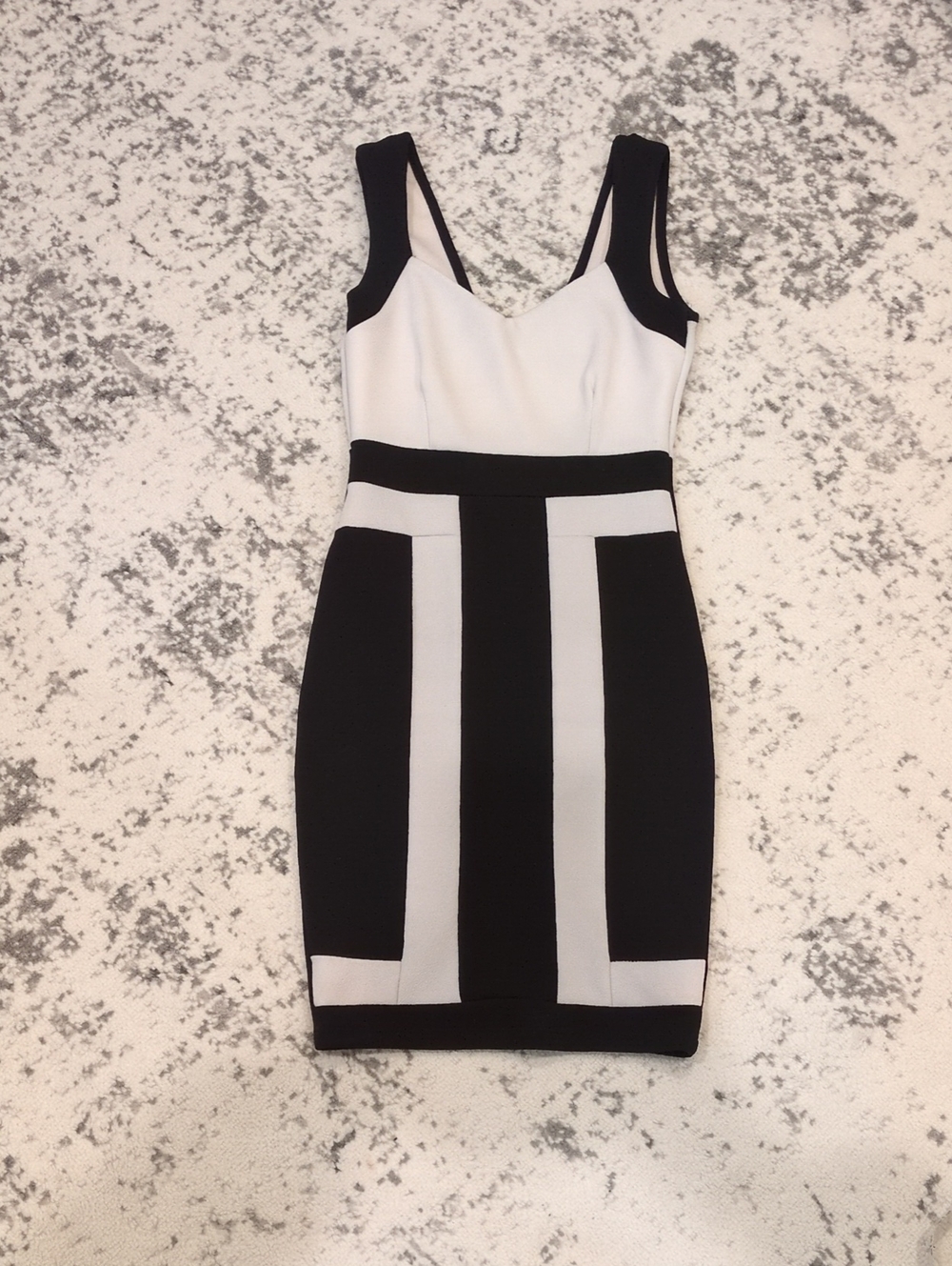 Fashion Nova Black and White Sleeveless Bodycon Mini Dress